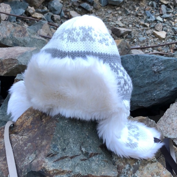 RH🎈FAIR ISLE & LUXE FAUX FUR HAT🎈 - Picture 12 of 12